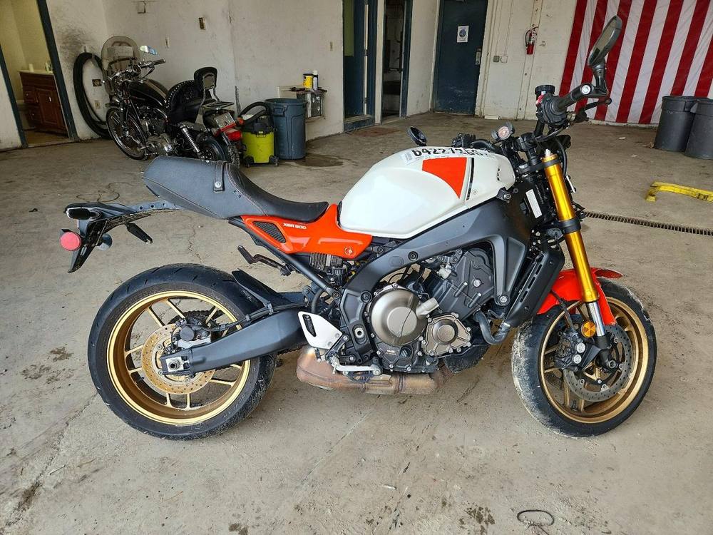 2024 Yamaha xsr