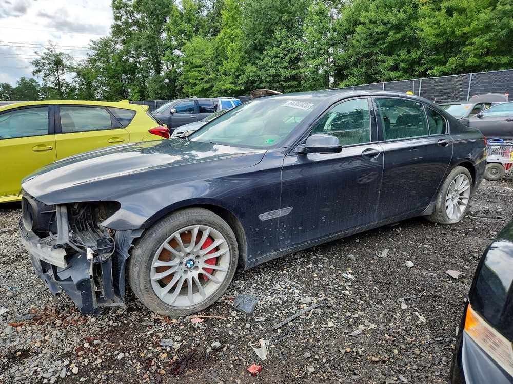 2013 BMW 7er V (F01/F02/F04)
