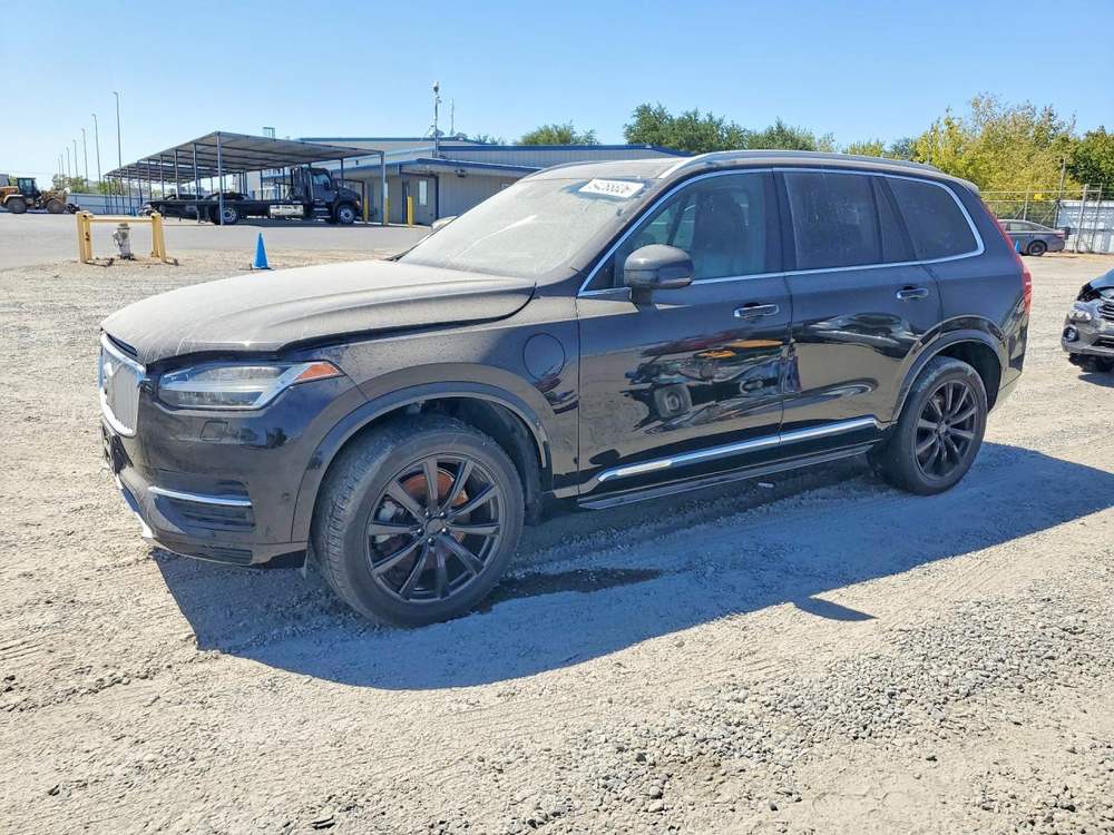 2016 Volvo XC90 T8
