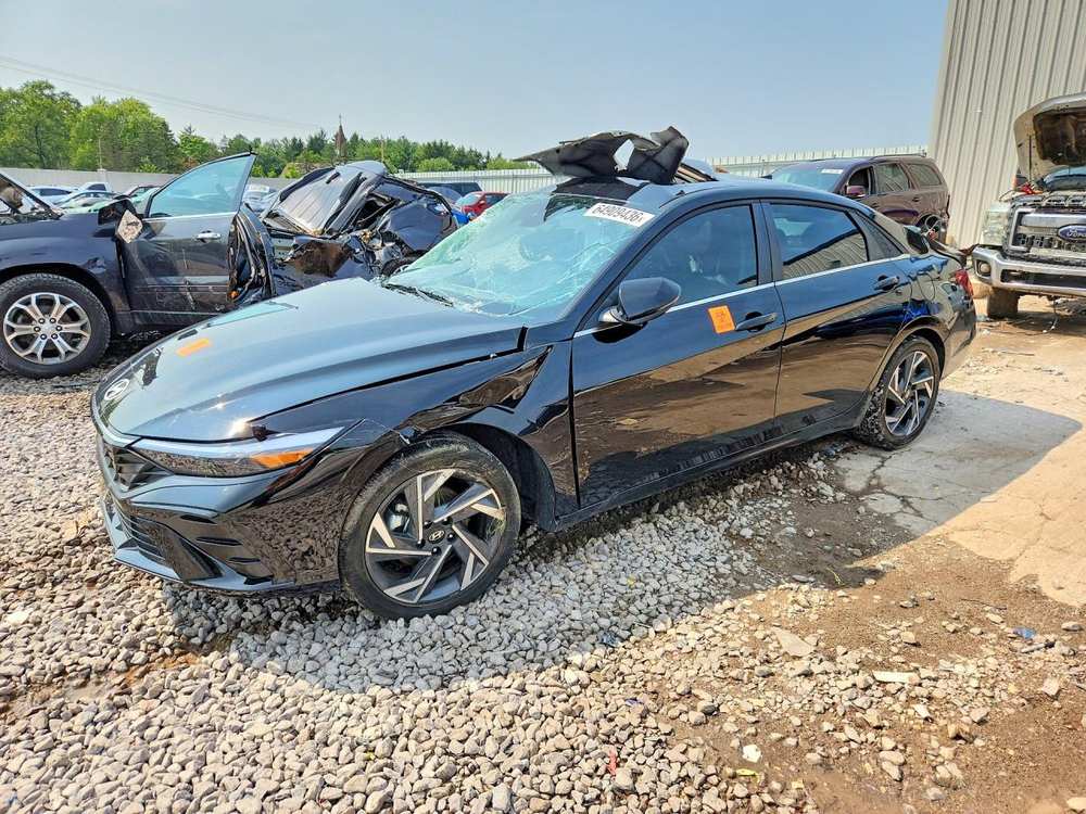 2025 Hyundai Elantra Limited