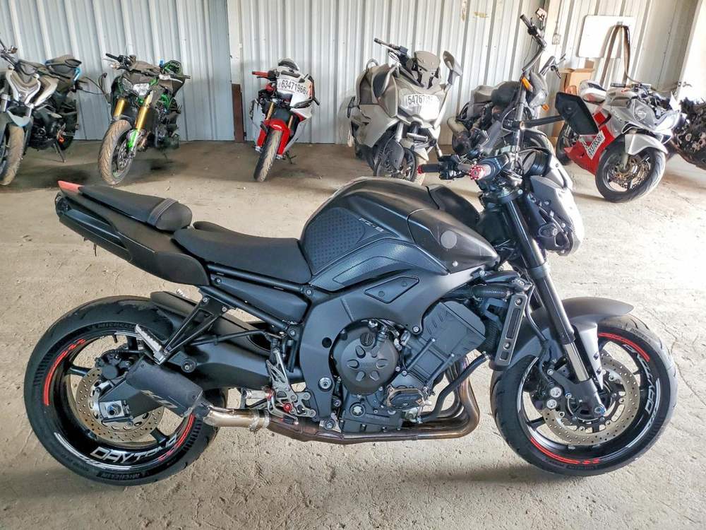 2013 Yamaha fzr