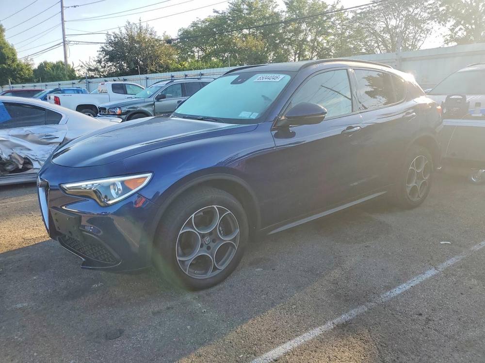 2018 Alfa Romeo Stelvio Sport