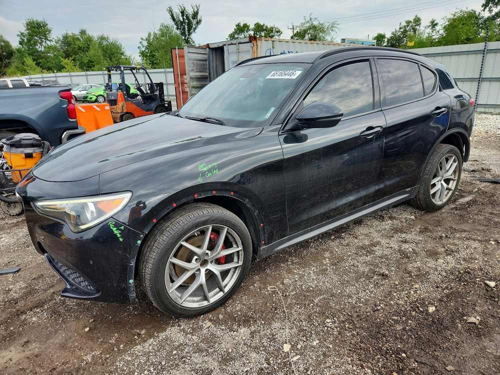 2018 Alfa Romeo Stelvio Ti Sport