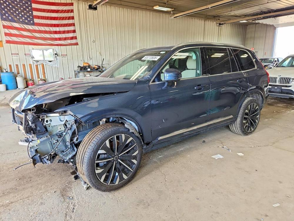 2026 Volvo XC90 Plus