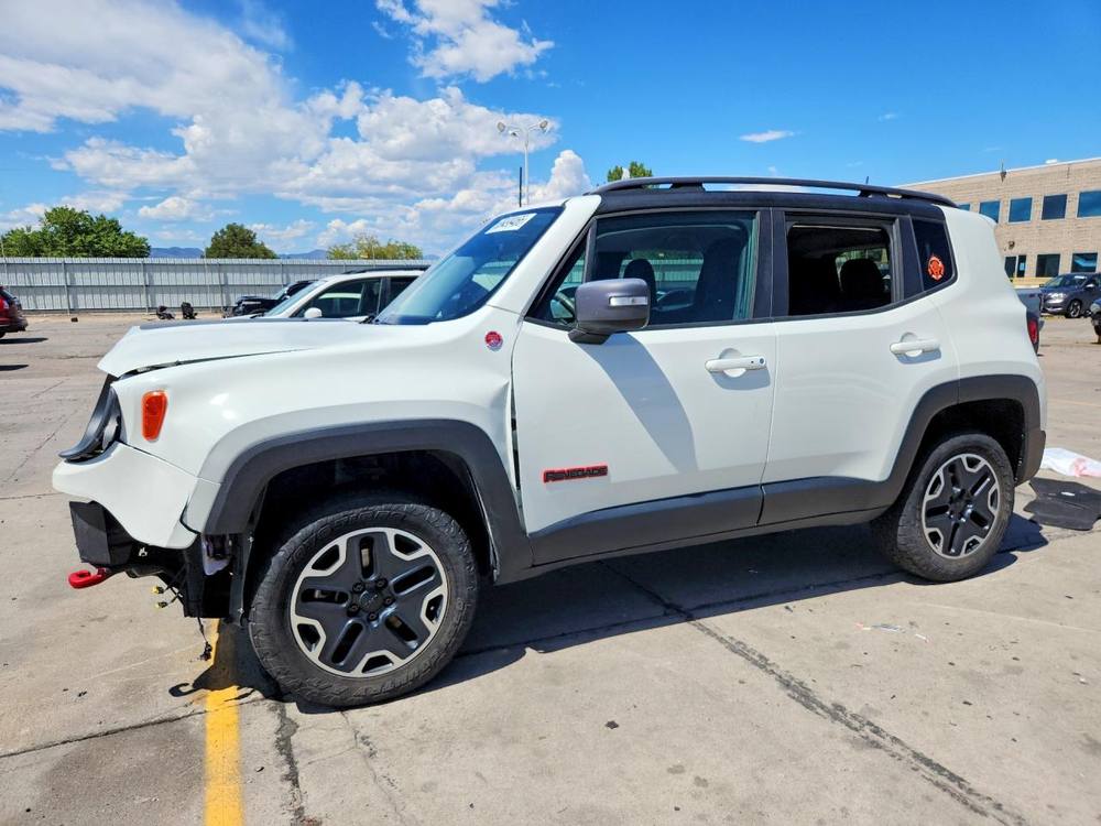 2015 Jeep Renegade Trailhawk
