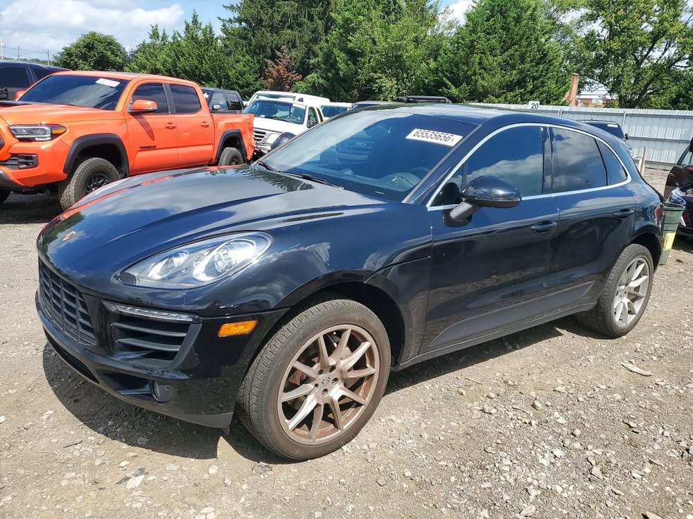 2015 Porsche Macan S