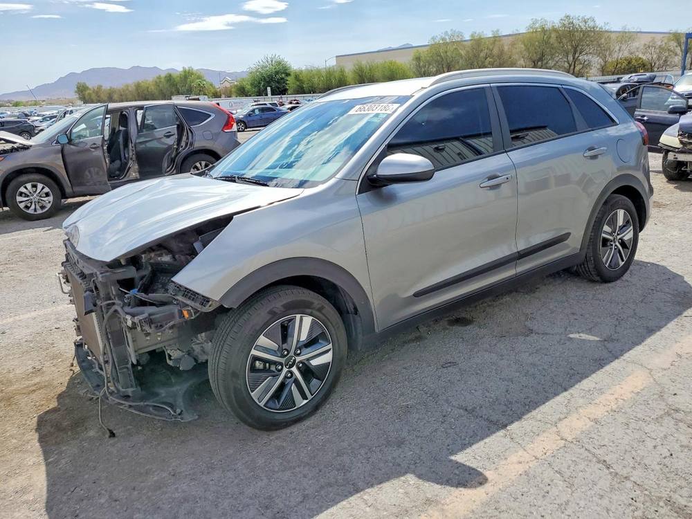 2022 Kia Niro Lxs