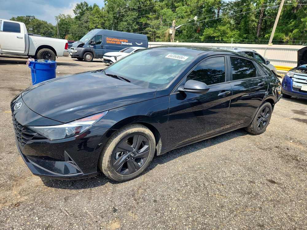 2022 Hyundai Elantra Sel