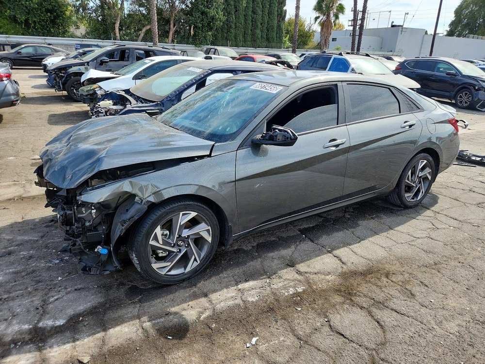 2025 Hyundai Elantra Sel Sport