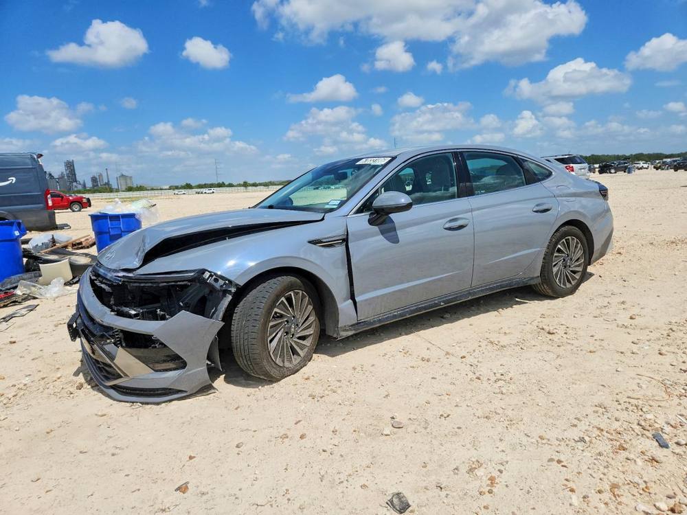 2025 Hyundai Sonata Hybrid Sel