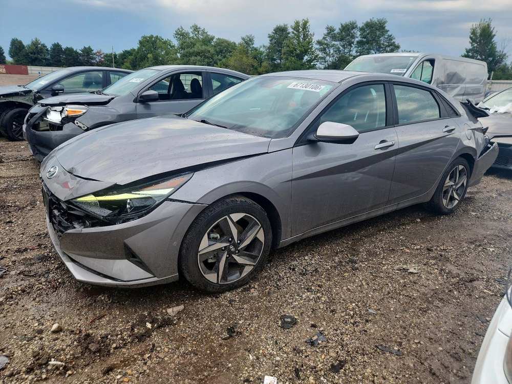 2023 Hyundai Elantra Sel