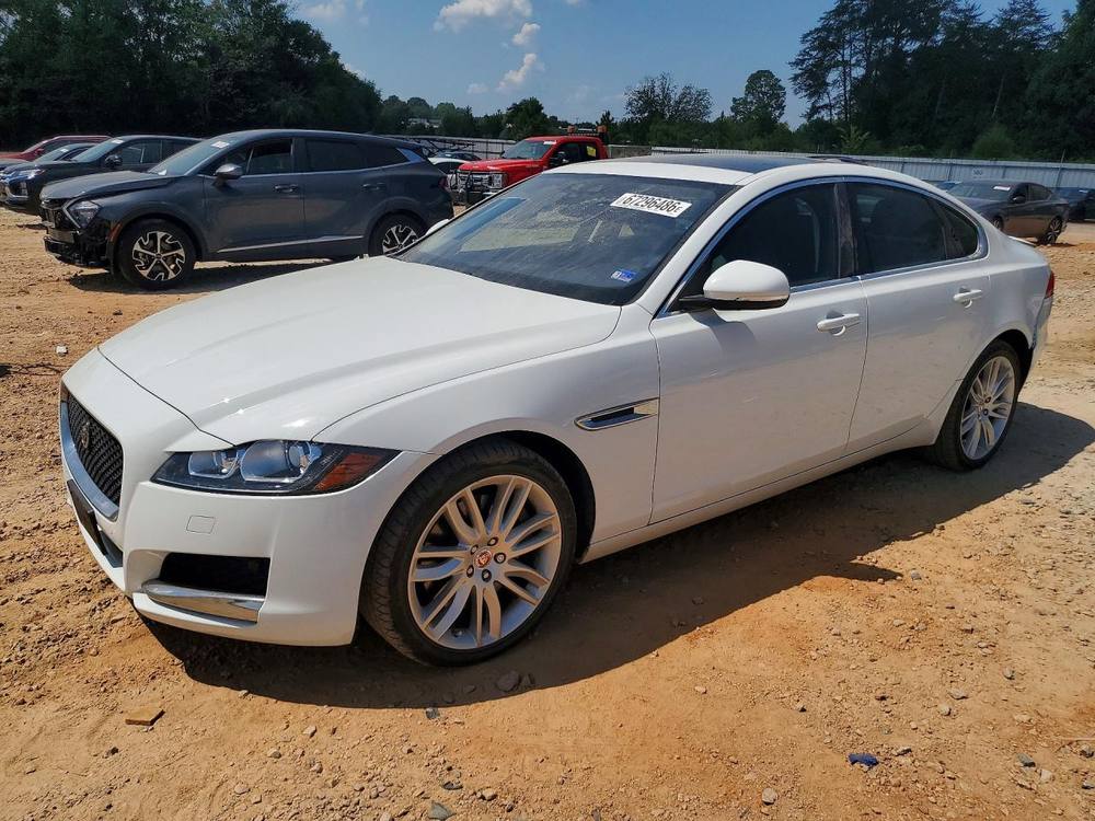 2016 Jaguar XF Prestige