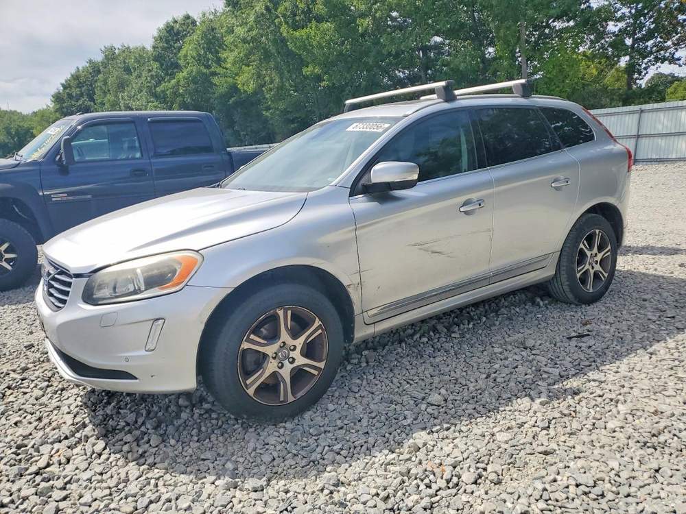 2015 Volvo XC60 T6 Platinum