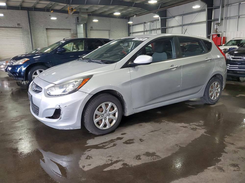 2013 Hyundai Accent Gs