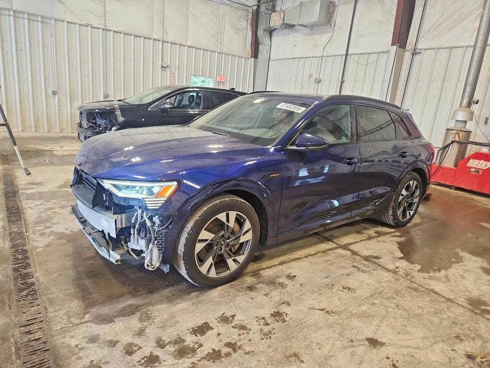 2022 Audi e-tron Premium