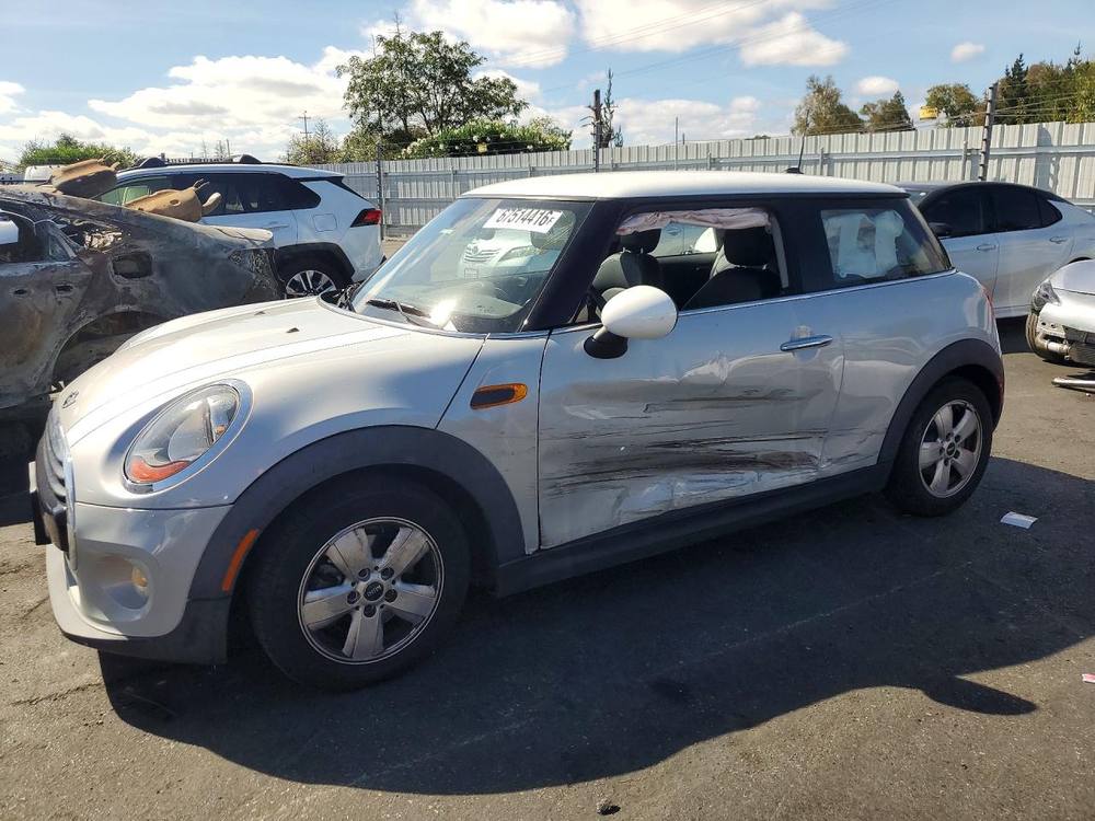 2016 MINI Cooper