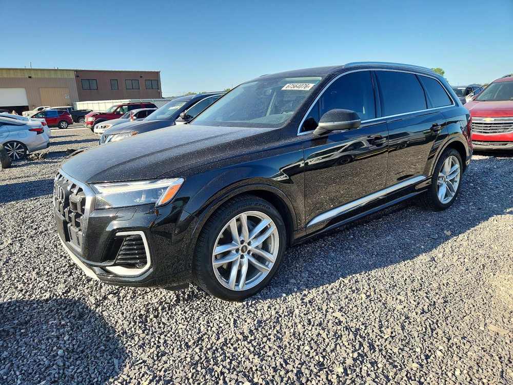 2025 Audi Q7 Premium Plus