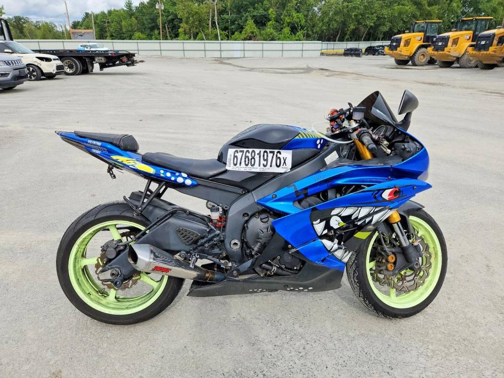 2007 Yamaha yzf r6 L