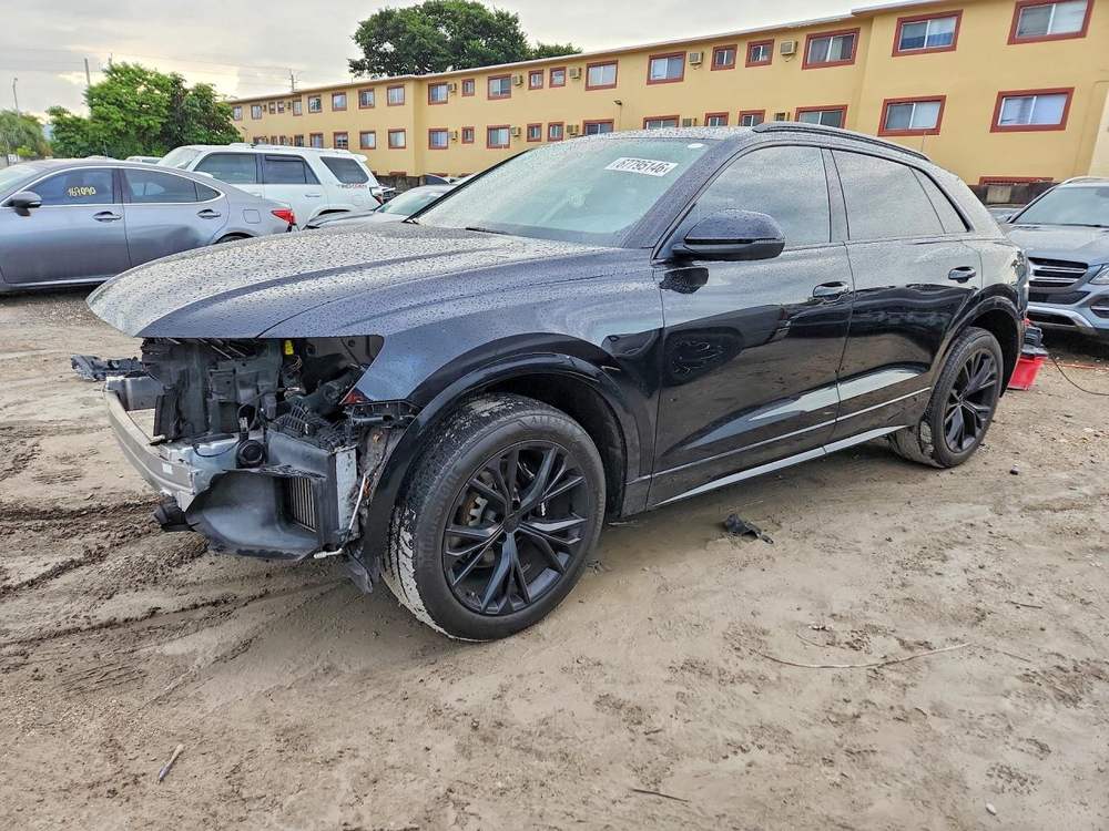 2020 Audi Q8 Premium