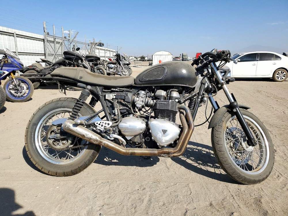 2014 Triumph thruxton