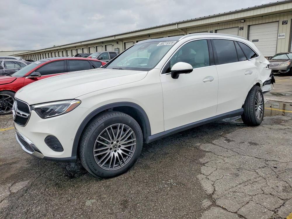 2025 Mercedes-Benz GLC 300 4Matic