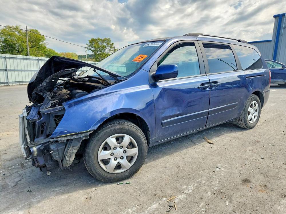 2009 Kia Sedona Lx