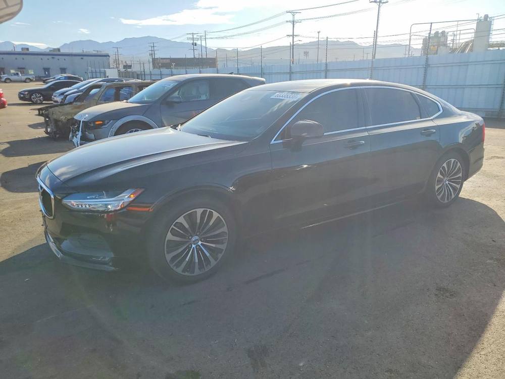 2020 Volvo S90 T6 Momentum