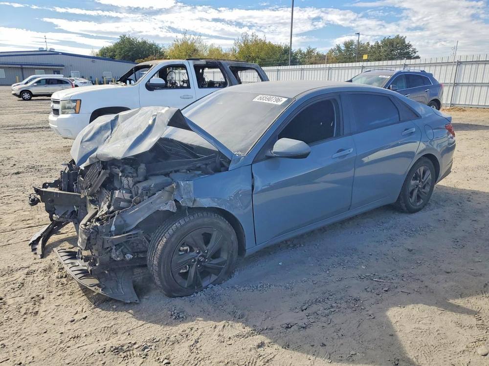 2022 Hyundai Elantra Sel