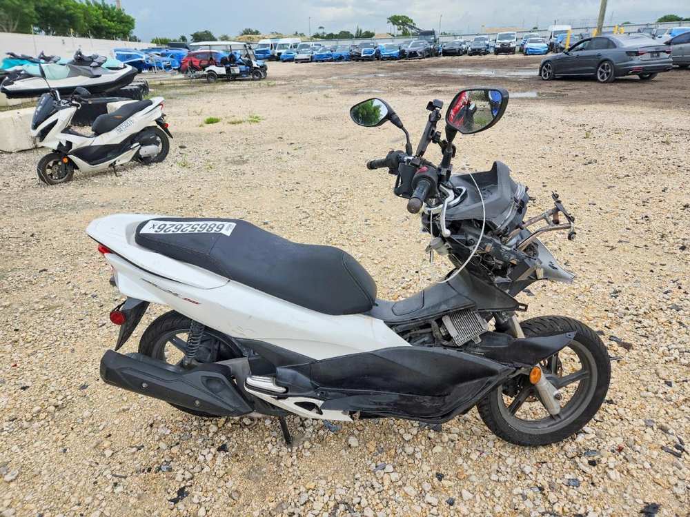 2015 Honda pcx 150
