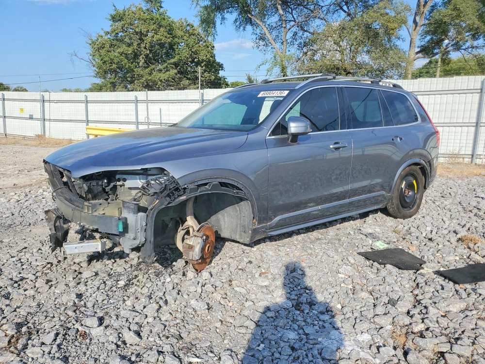 2016 Volvo XC90 T6