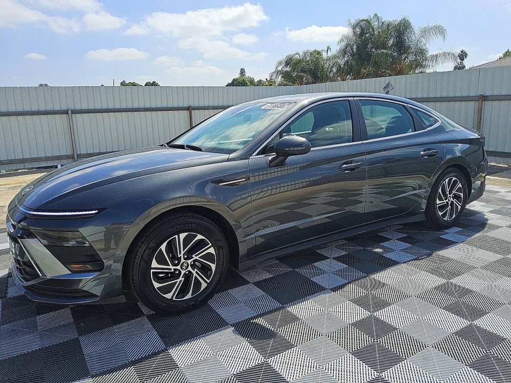 2026 Hyundai Sonata Hybrid Blue