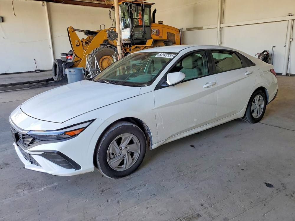 2026 Hyundai Elantra Se