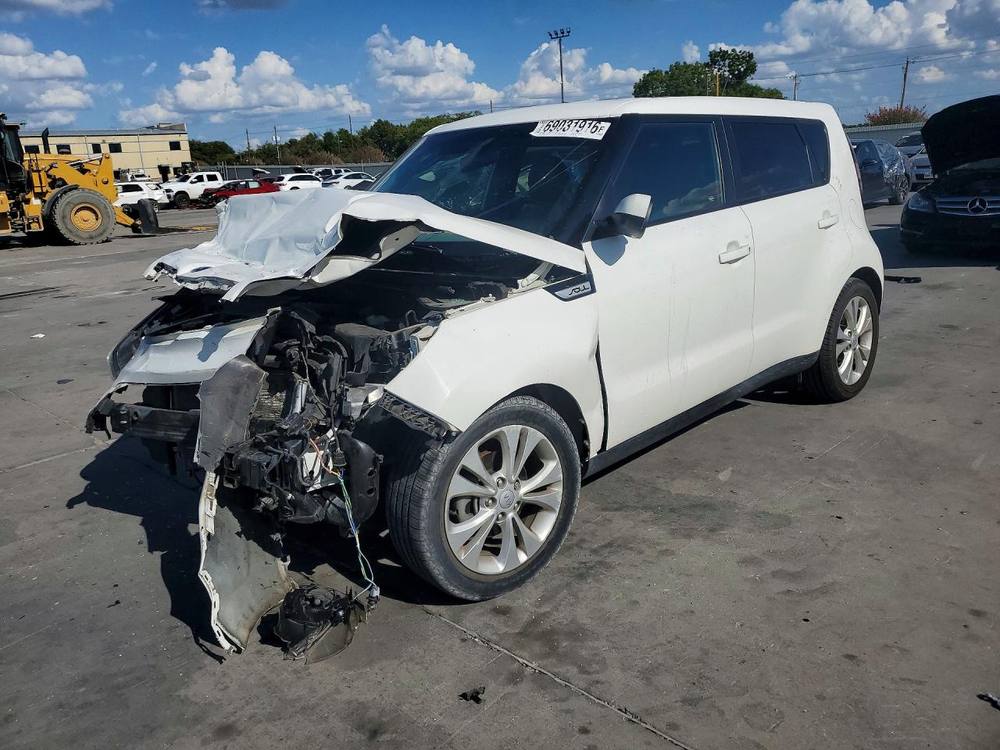 2015 Kia Soul +