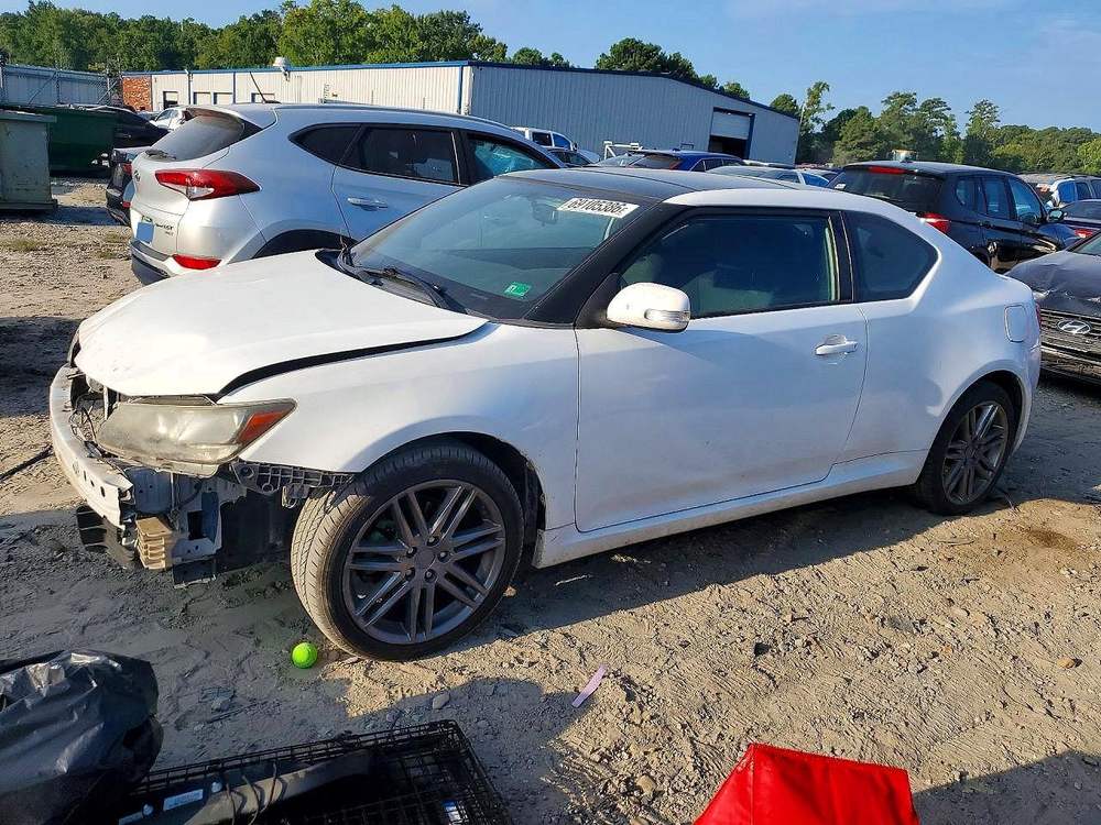 2013 Scion tC Base