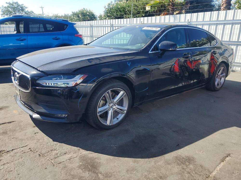 2019 Volvo S90 T5 Momentum