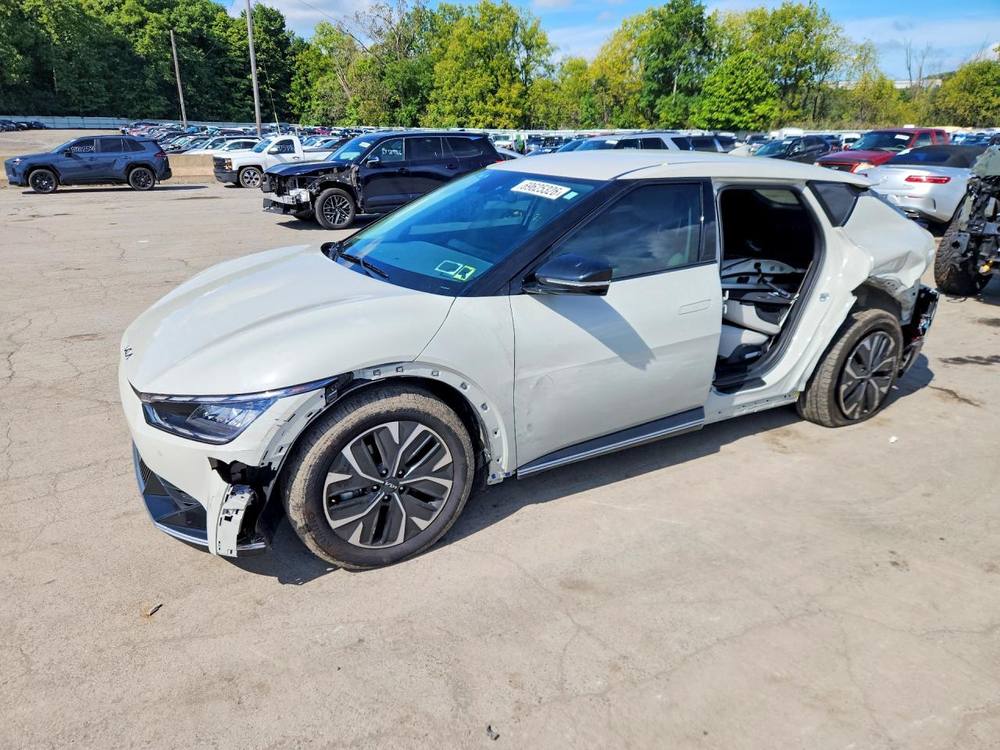 2024 Kia EV6 Wind