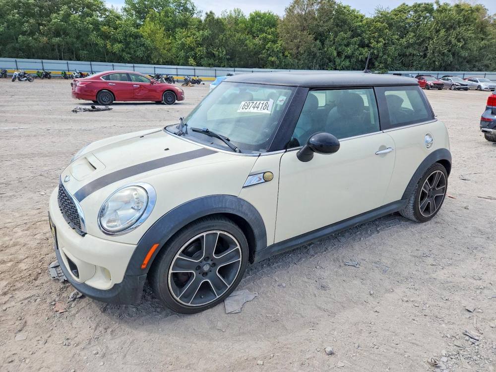 2013 MINI Cooper S