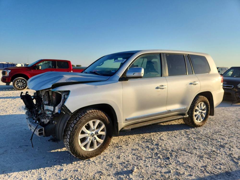 2016 Toyota Land Cruiser Base