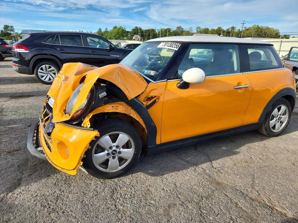 2015 MINI Cooper