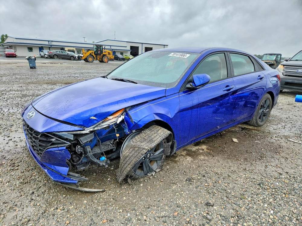 2022 Hyundai Elantra Sel