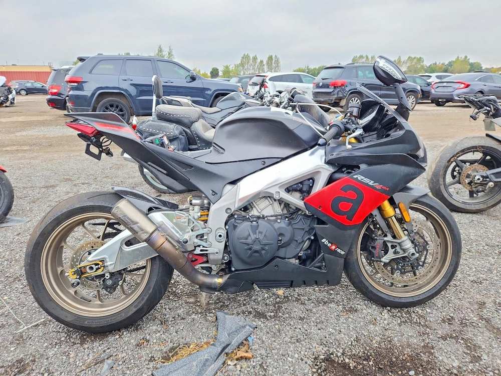 2019 aprilia rsv 4 1100 Factory