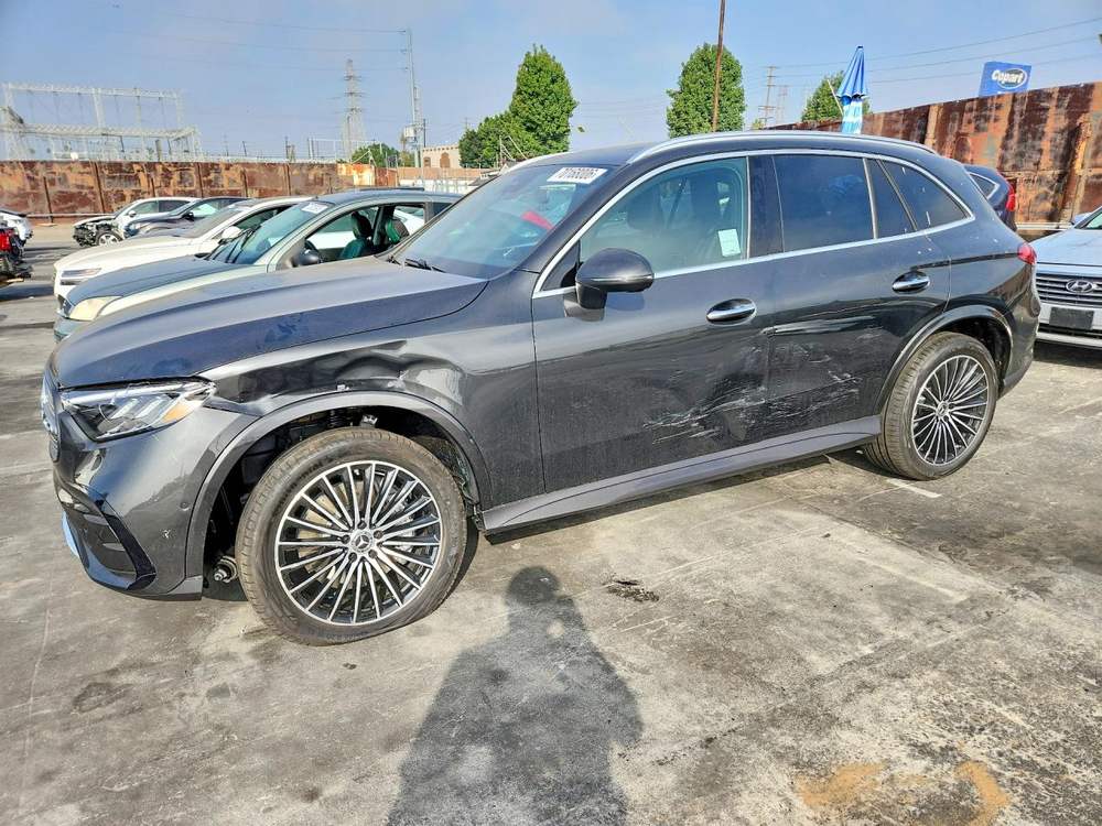 2026 Mercedes-Benz GLC 300