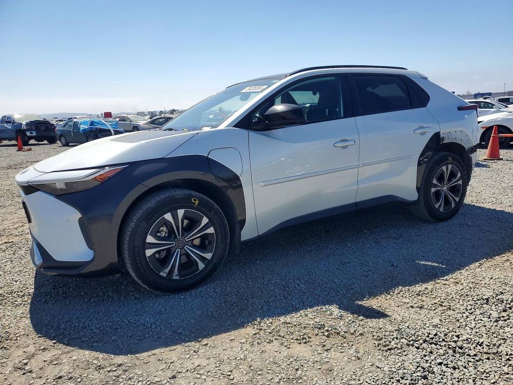 2023 Toyota bZ4X Xle