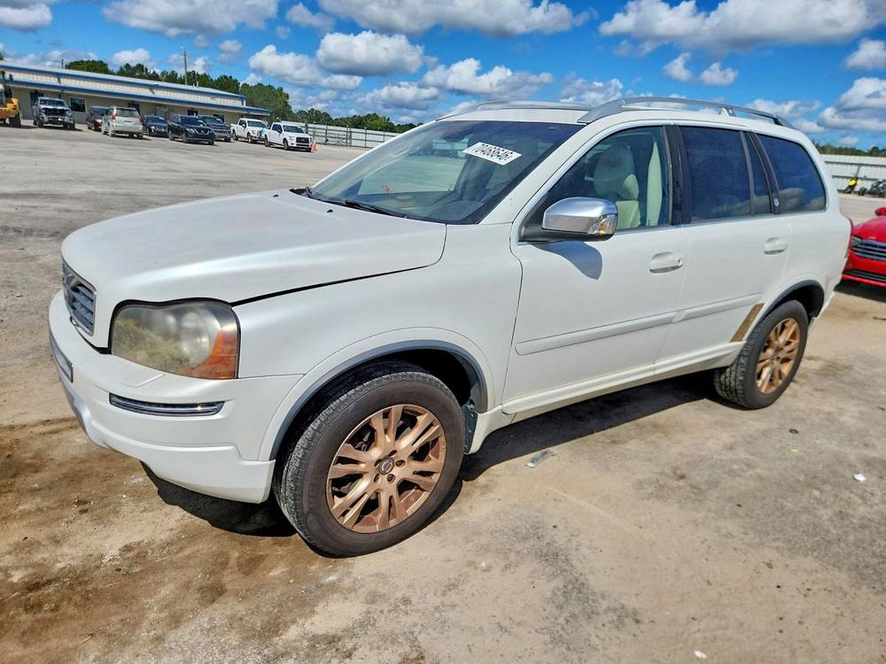 2014 Volvo XC90 4D Suv Fwd 3.2