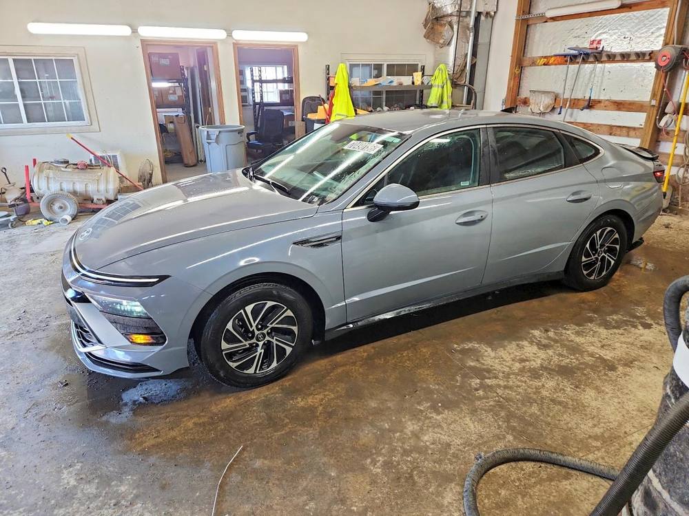 2026 Hyundai Sonata Hybrid Blue