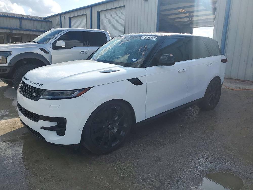 2025 Land Rover Range Rover Sport Se