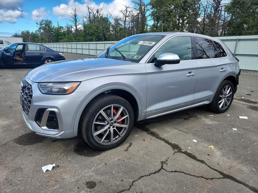 2025 Audi SQ5 Premium Plus