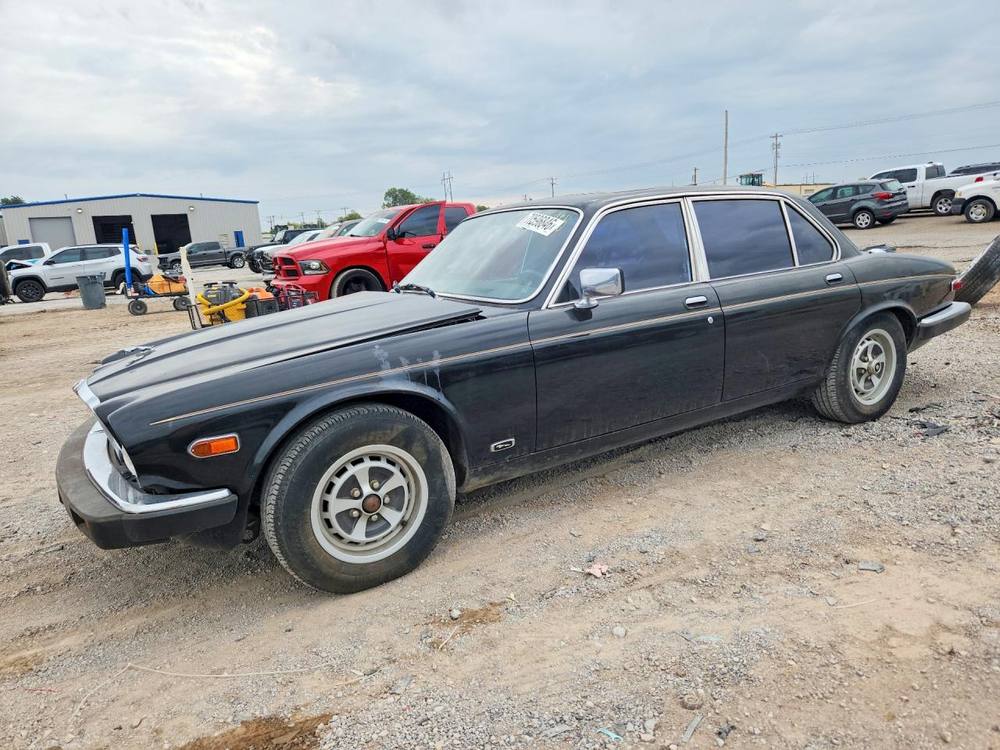 1984 Jaguar XJ 6