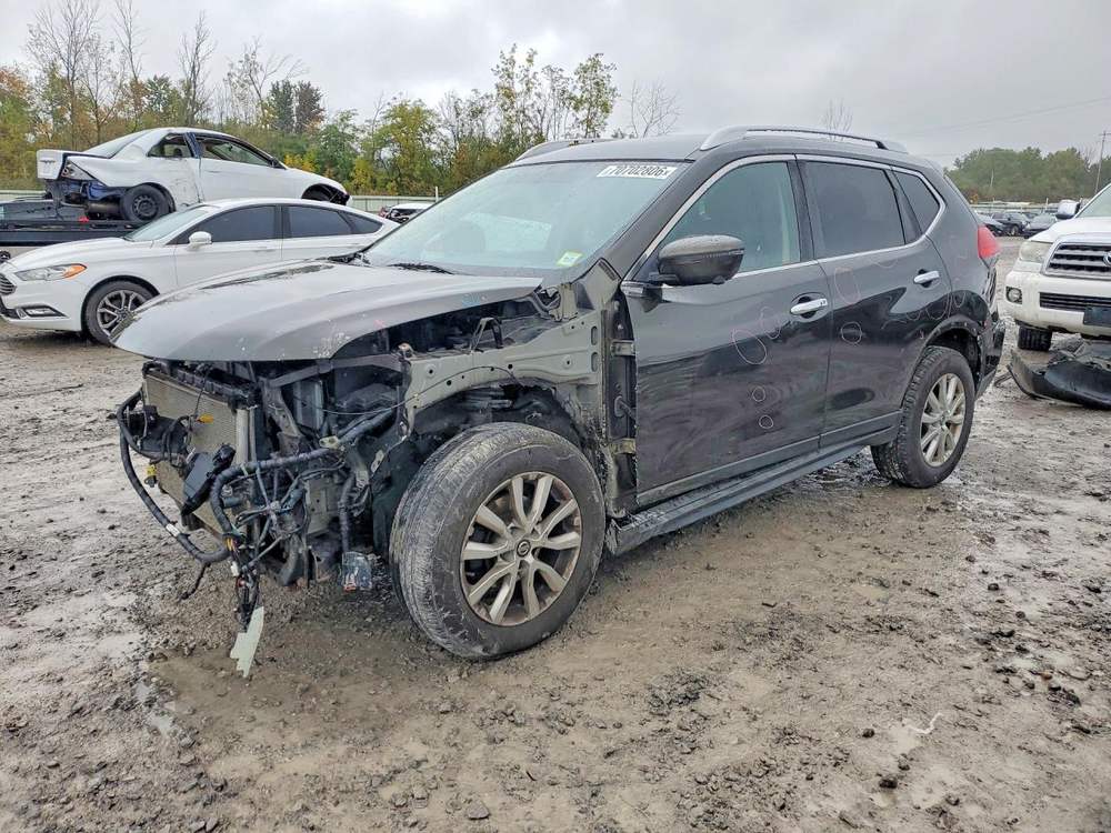 2017 Nissan Rogue Sv