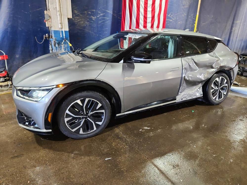 2023 Kia EV6 Wind